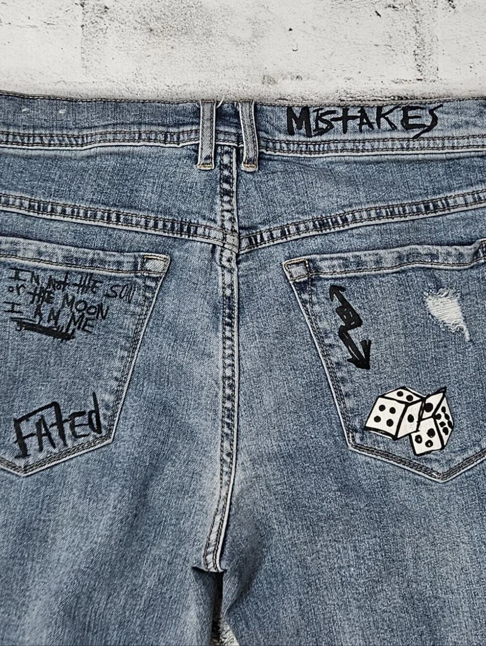Lure Graffiti Distressed Skinny Jeans Men’s 32 Streetwear Denim